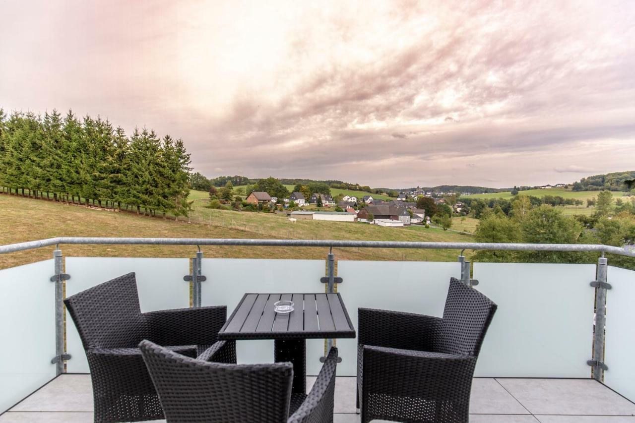 Ferienwohnungen "Am Muehlenberg" Lindlar Buitenkant foto