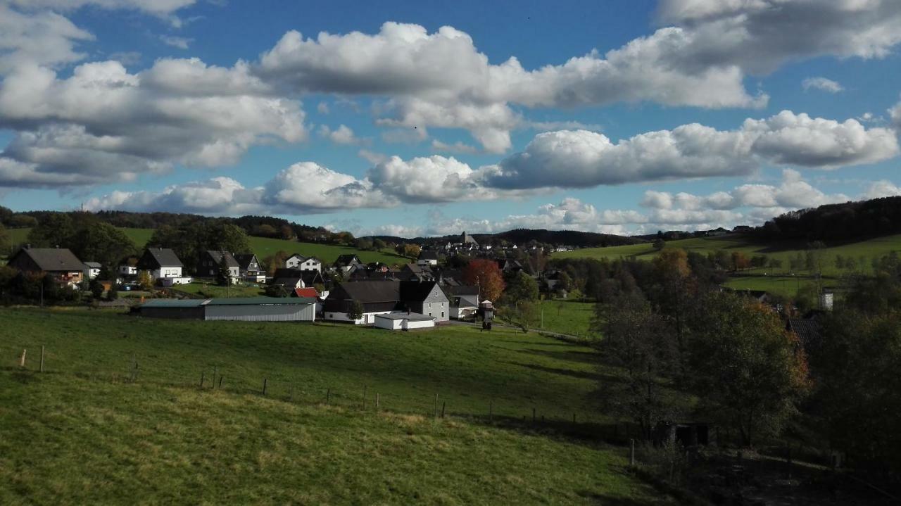 Ferienwohnungen "Am Muehlenberg" Lindlar Buitenkant foto